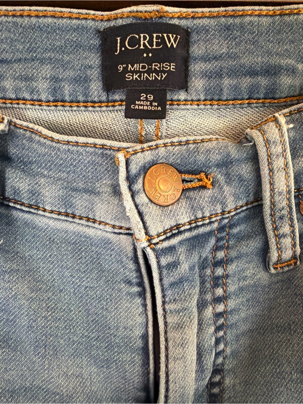 J.Crew 9” Mid Rise Skinny Jeans Light Wash Stretch Denim Size 29 - Picture 6 of 8